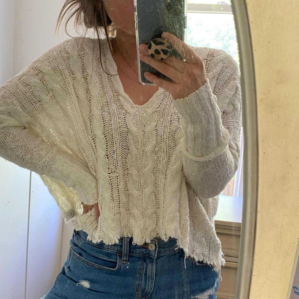 Cable Knit crop sweater!